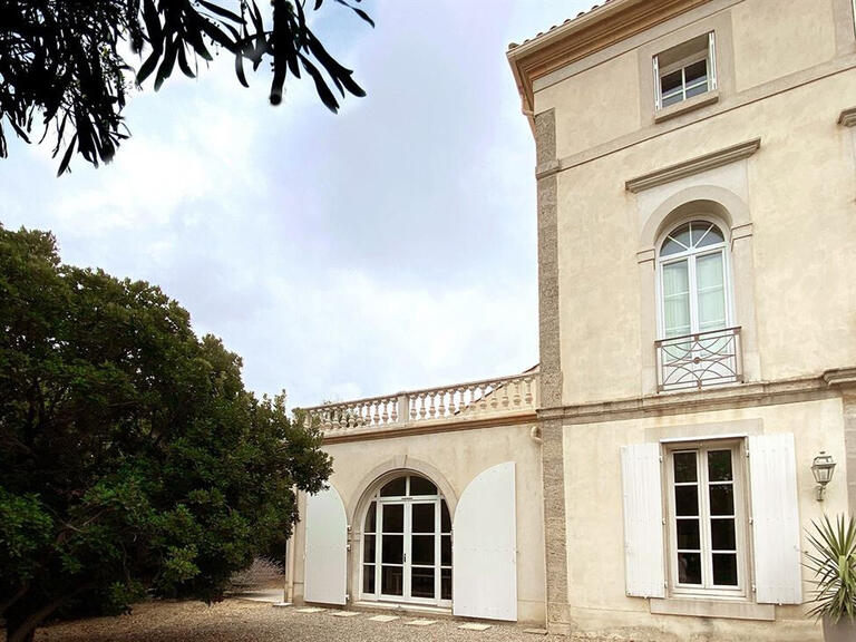 Maison Narbonne - 5 chambres - 374m²