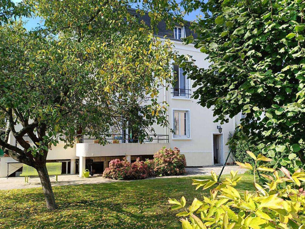 House Neuilly-Plaisance