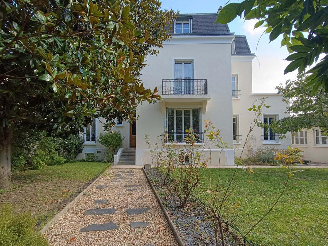 House Neuilly-Plaisance