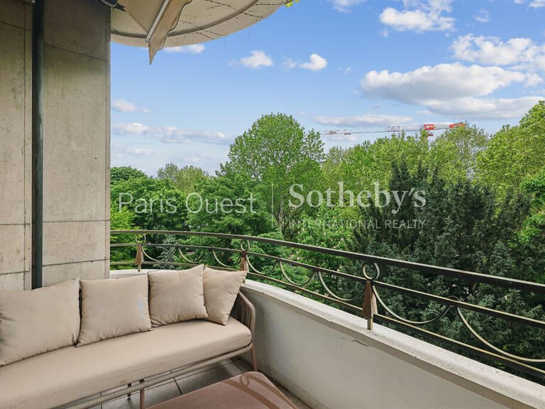 Apartment Neuilly-sur-Seine - 2 bedrooms - 102m²