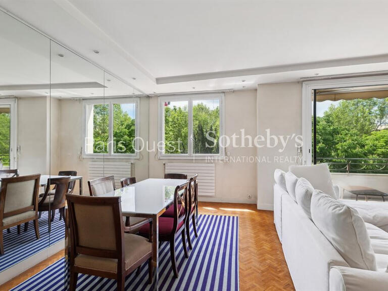 Apartment Neuilly-sur-Seine - 2 bedrooms - 102m²