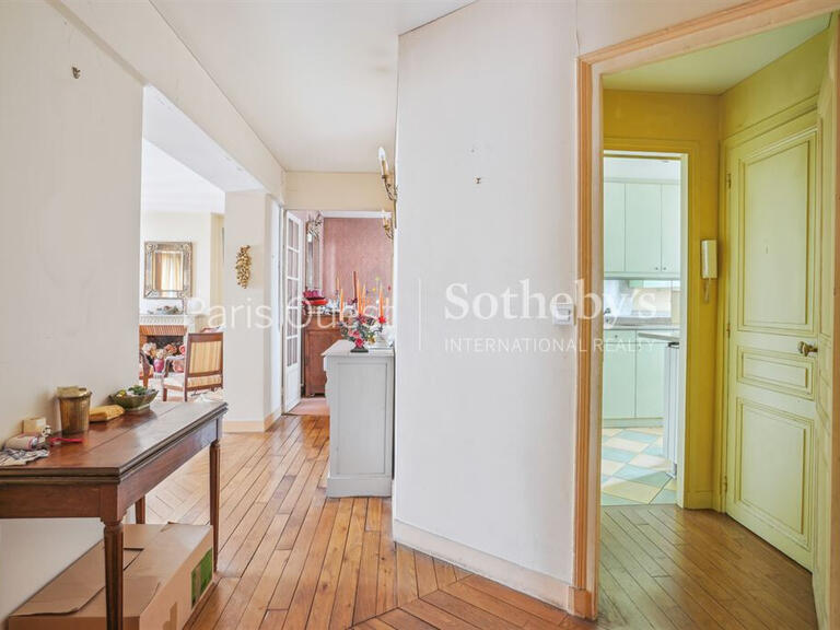 Apartment Neuilly-sur-Seine - 4 bedrooms - 145m²