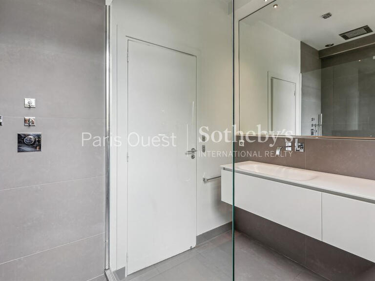 Apartment Neuilly-sur-Seine - 2 bedrooms - 84m²