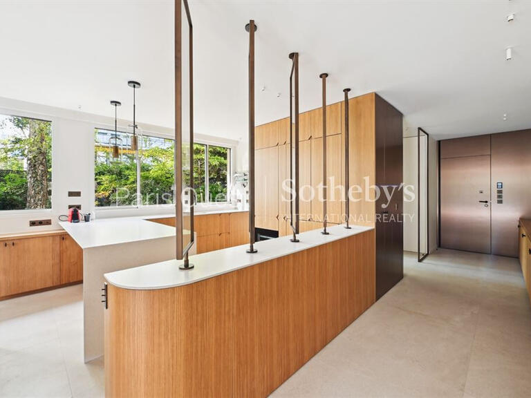 Apartment Neuilly-sur-Seine - 3 bedrooms - 192m²