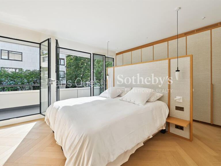 Apartment Neuilly-sur-Seine - 3 bedrooms - 192m²