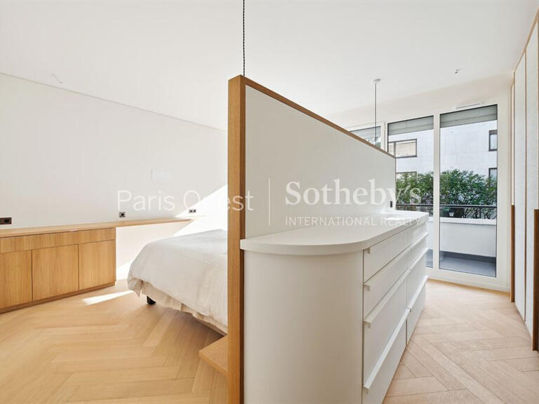 Apartment Neuilly-sur-Seine - 3 bedrooms - 192m²