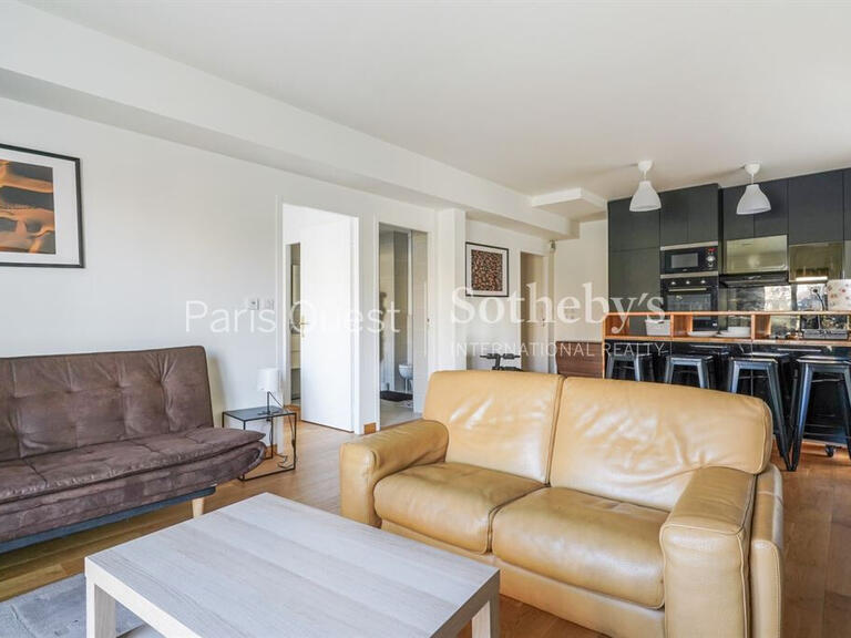 Apartment Neuilly-sur-Seine - 2 bedrooms - 77m²