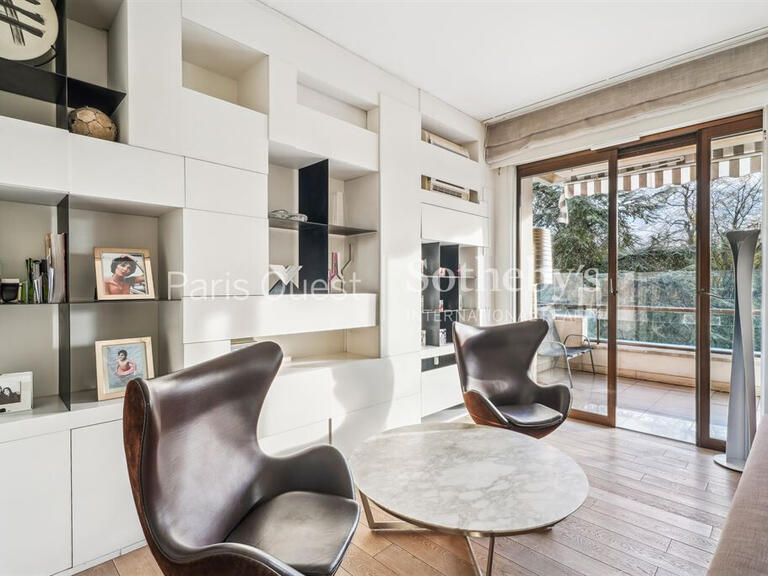 Apartment Neuilly-sur-Seine - 2 bedrooms - 152m²