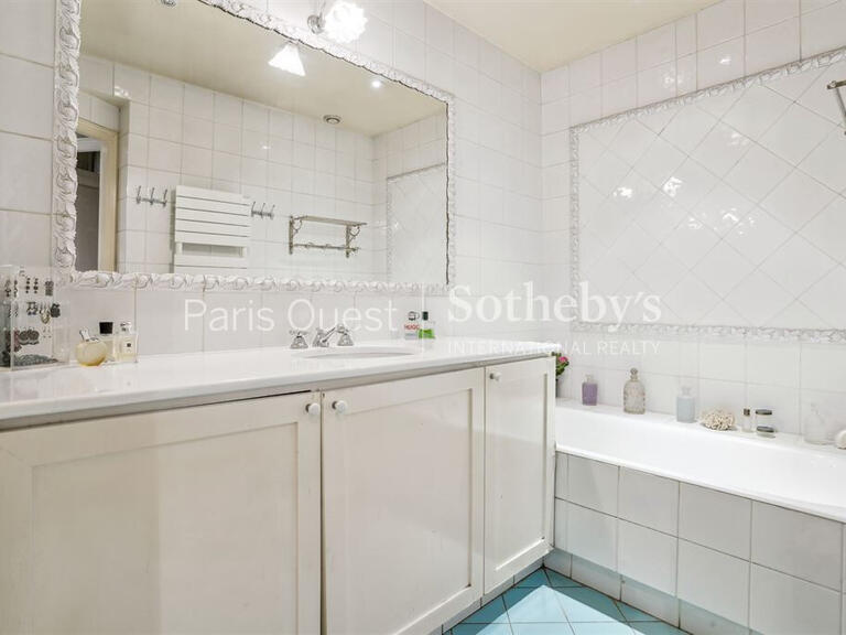 Appartement Neuilly-sur-Seine - 4 chambres - 147m²