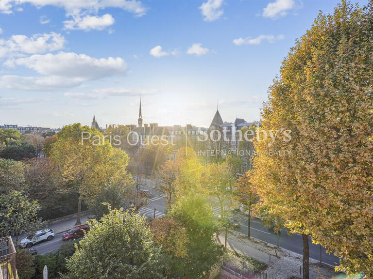 Apartment Neuilly-sur-Seine - 4 bedrooms - 234m²