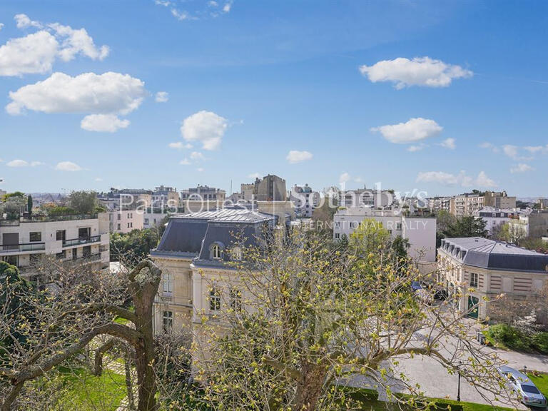 Appartement Neuilly-sur-Seine - 3 chambres - 220m²