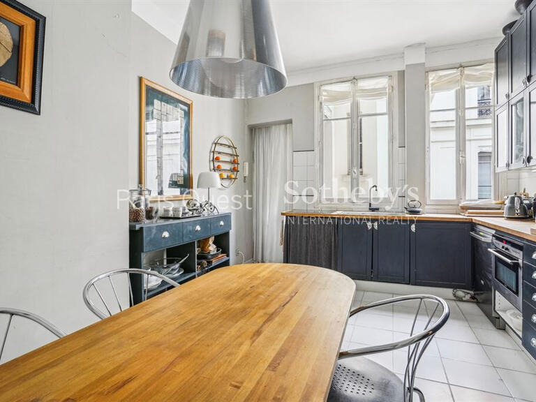 Apartment Neuilly-sur-Seine - 3 bedrooms - 121m²