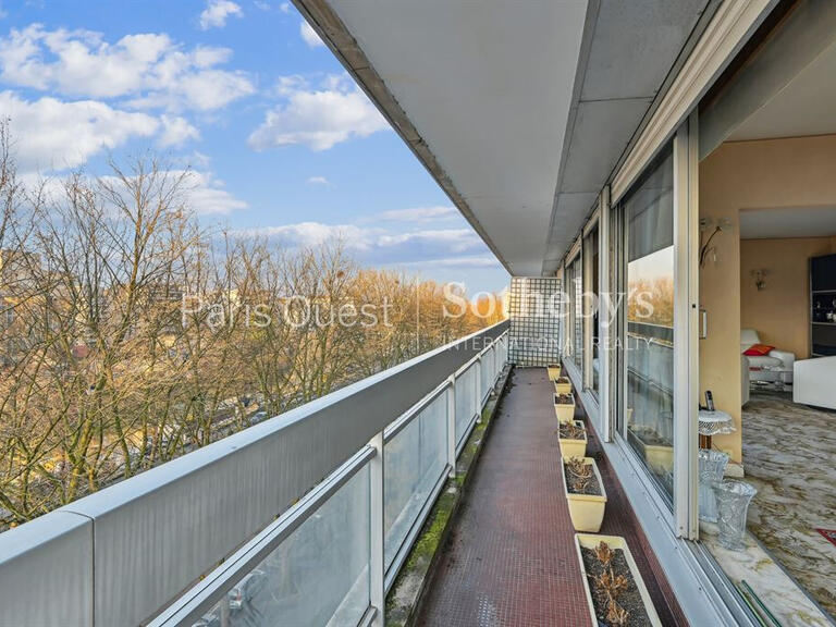 Apartment Neuilly-sur-Seine - 3 bedrooms - 123m²