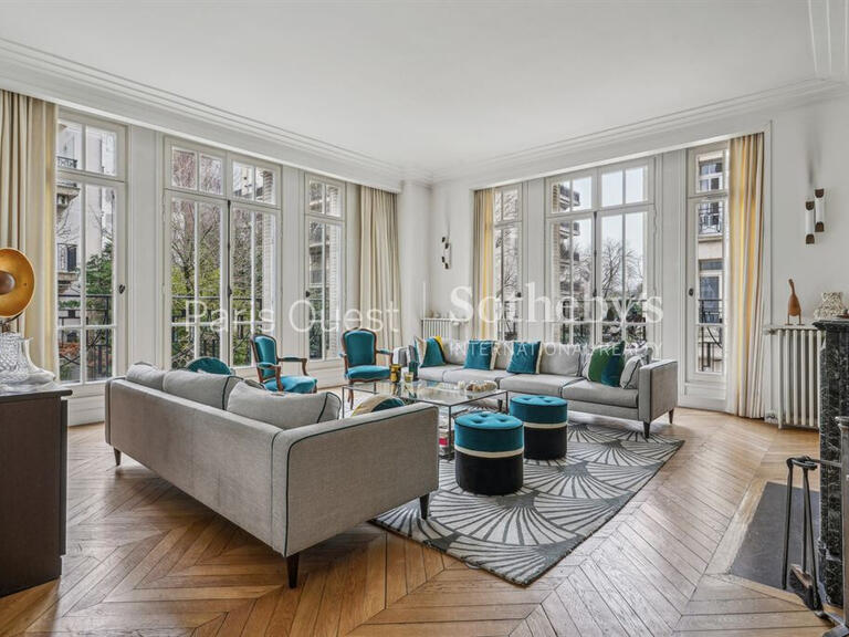 Apartment Neuilly-sur-Seine - 4 bedrooms - 233m²