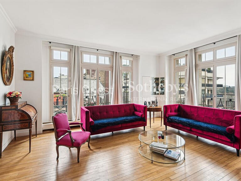 Apartment Neuilly-sur-Seine - 3 bedrooms - 225m²