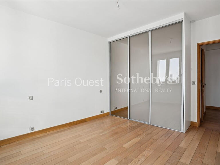 Apartment Neuilly-sur-Seine - 4 bedrooms - 98m²