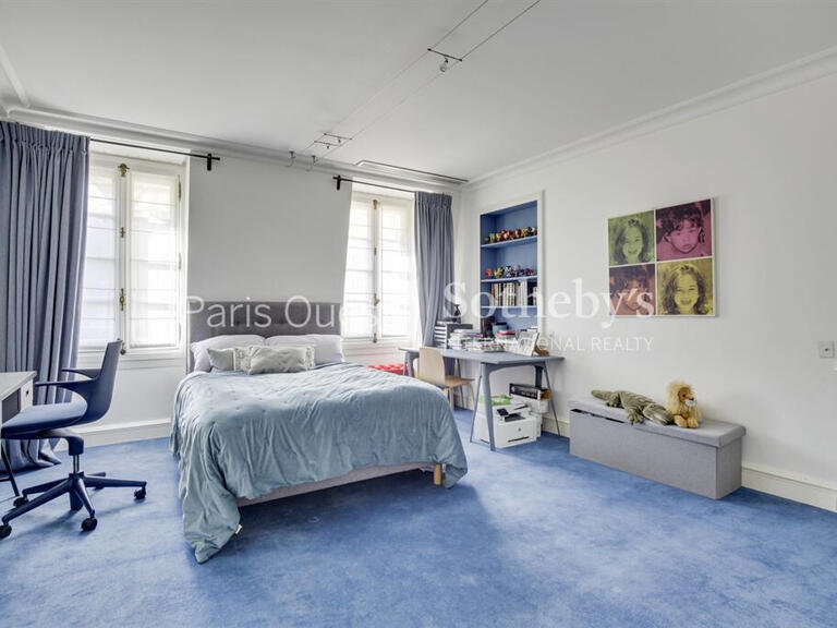 Hôtel particulier Neuilly-sur-Seine - 7 chambres - 881m²