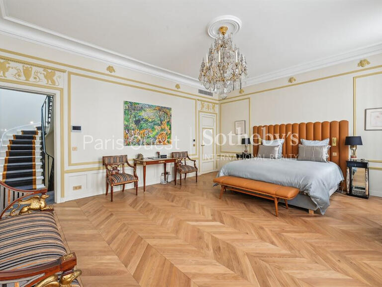 Hôtel particulier Neuilly-sur-Seine - 4 chambres - 330m²