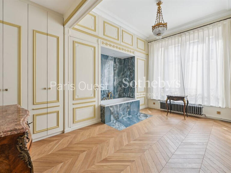 Hôtel particulier Neuilly-sur-Seine - 4 chambres - 330m²