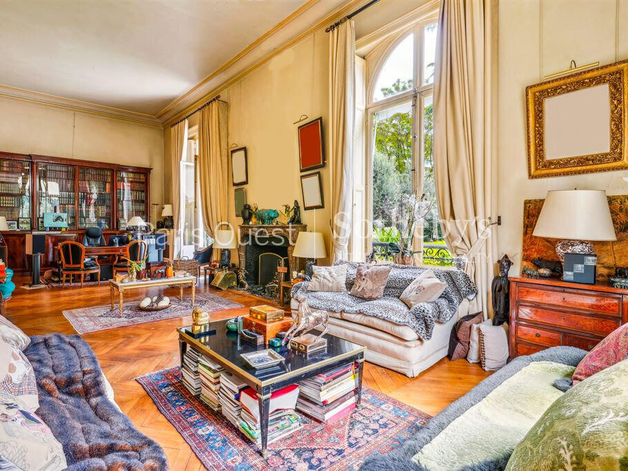 Mansion Neuilly-sur-Seine