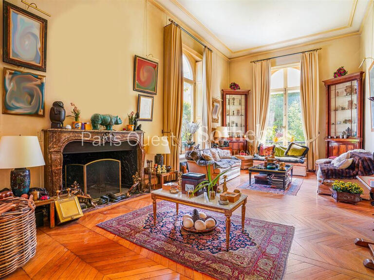 Mansion Neuilly-sur-Seine - 5 bedrooms - 426m²