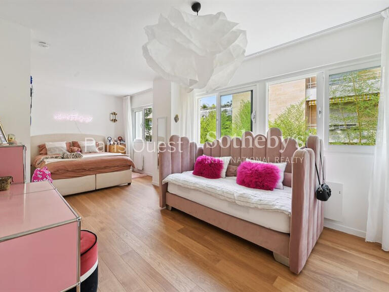 House Neuilly-sur-Seine - 7 bedrooms - 480m²