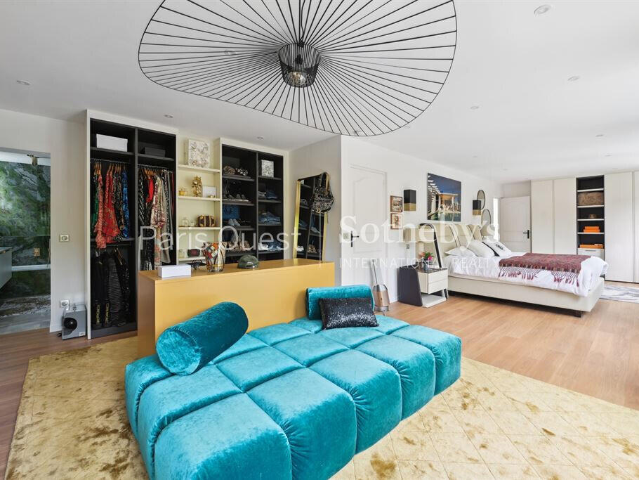 House Neuilly-sur-Seine