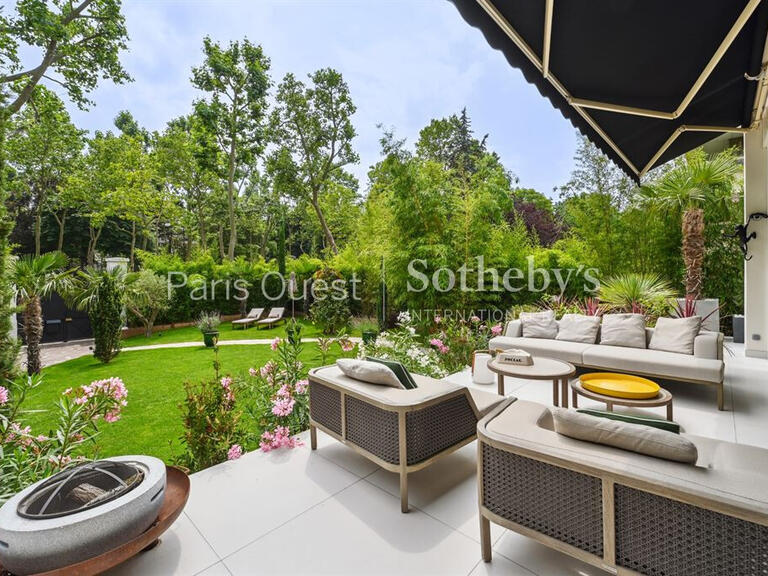 House Neuilly-sur-Seine - 7 bedrooms - 480m²