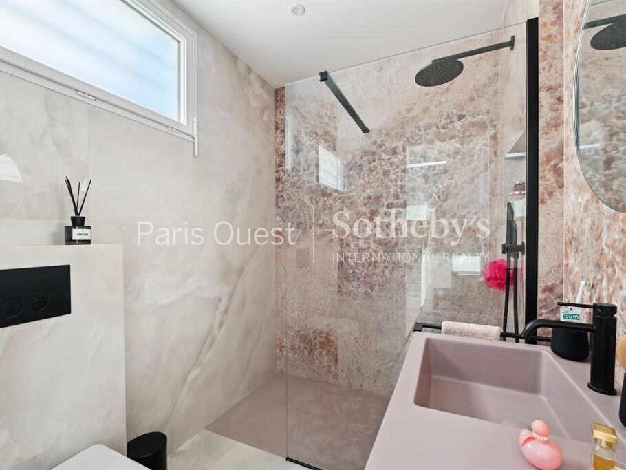 House Neuilly-sur-Seine