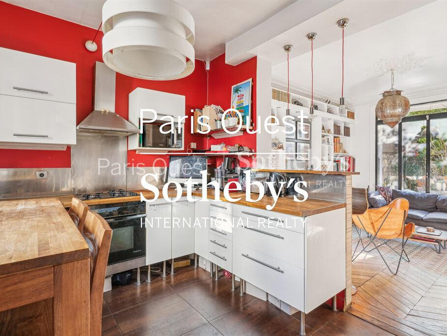 House Neuilly-sur-Seine