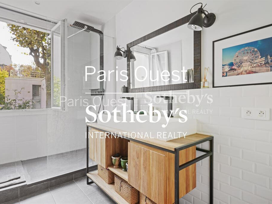 House Neuilly-sur-Seine