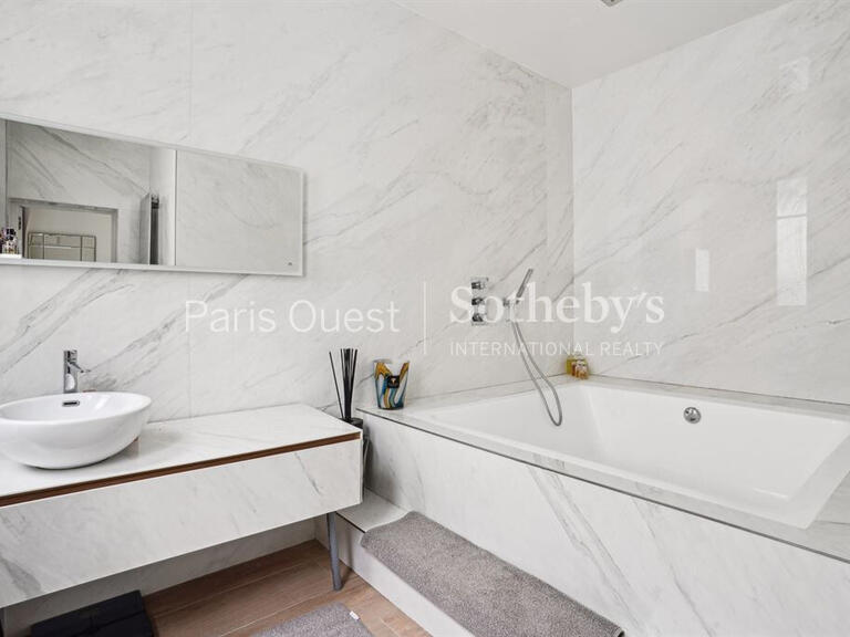 Maison Neuilly-sur-Seine - 4 chambres - 350m²