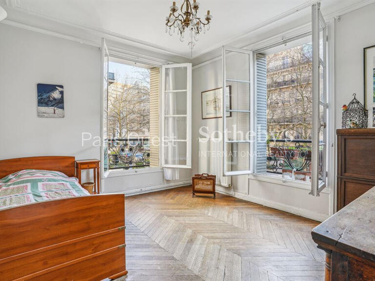 Maison Neuilly-sur-Seine - 3 chambres - 110m²