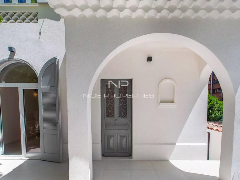 House Nice - 5 bedrooms - 145m²