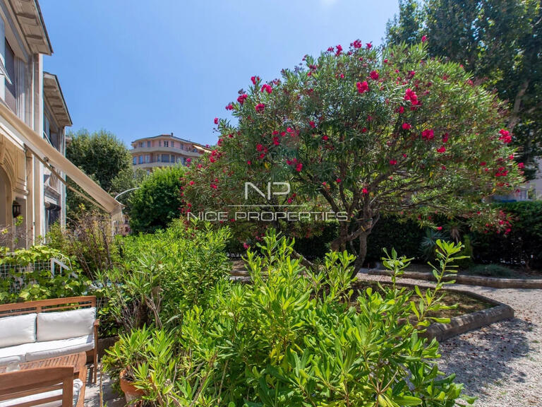 House Nice - 2 bedrooms - 77m²