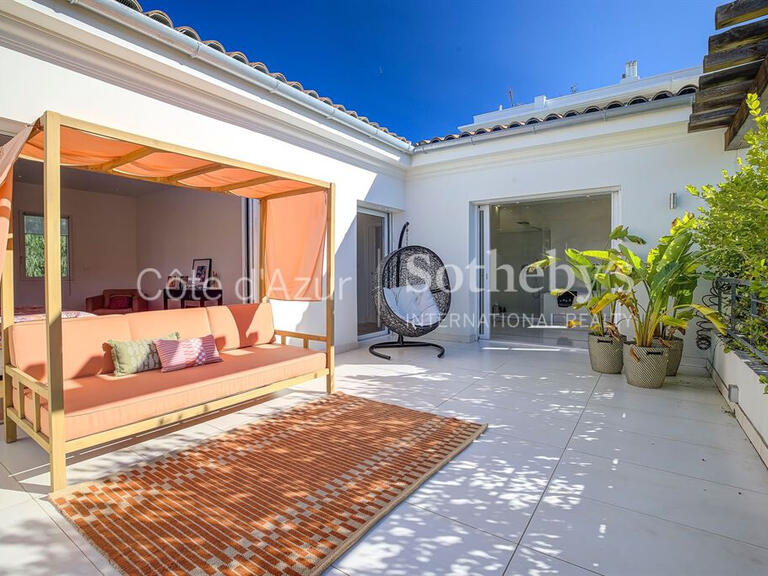 House Nice - 5 bedrooms - 260m²