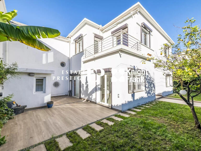 House Nice - 3 bedrooms - 119m²