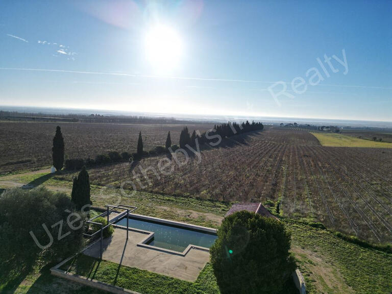 Vineyard Nîmes - 980m²