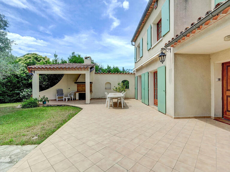 House Nîmes - 8 bedrooms - 338m²