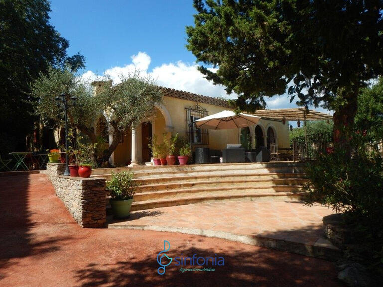 House Nîmes - 5 bedrooms - 410m²