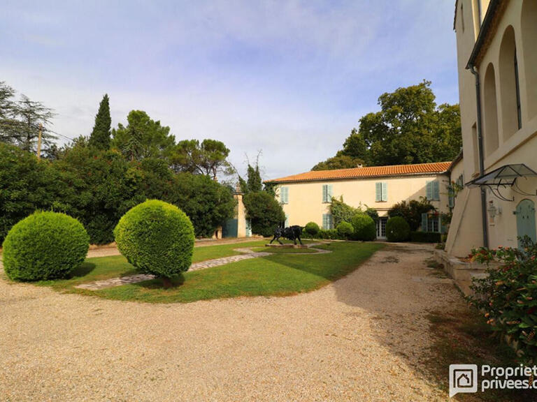 Propriété Nîmes - 12 chambres