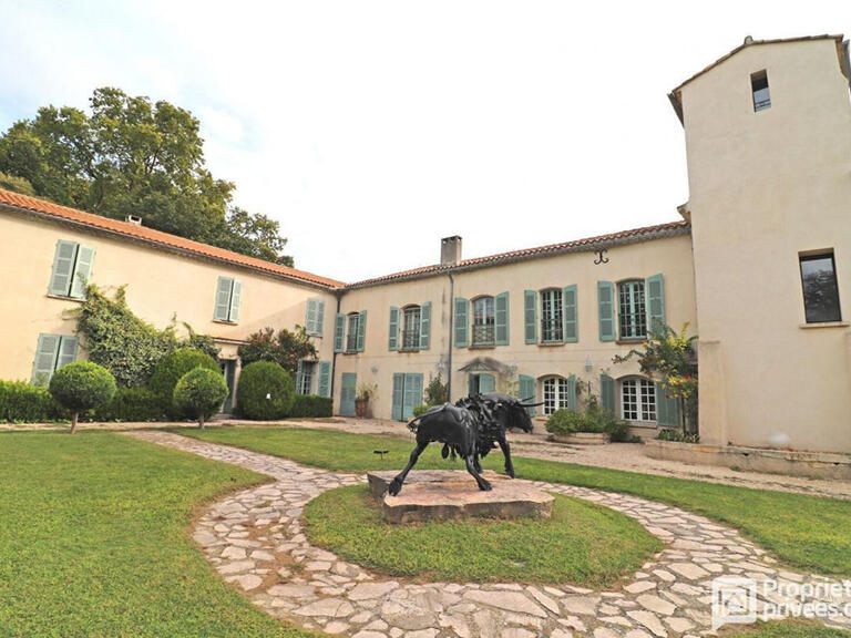 Propriété Nîmes - 12 chambres