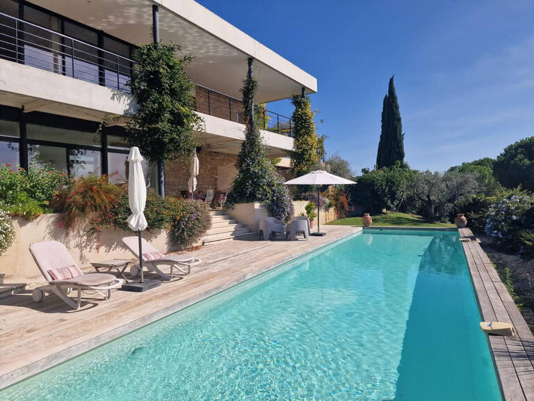 Villa Nîmes - 5 bedrooms - 378m²