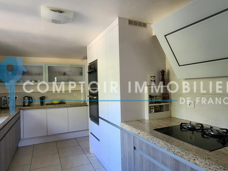 Villa Nîmes - 5 chambres - 261m²