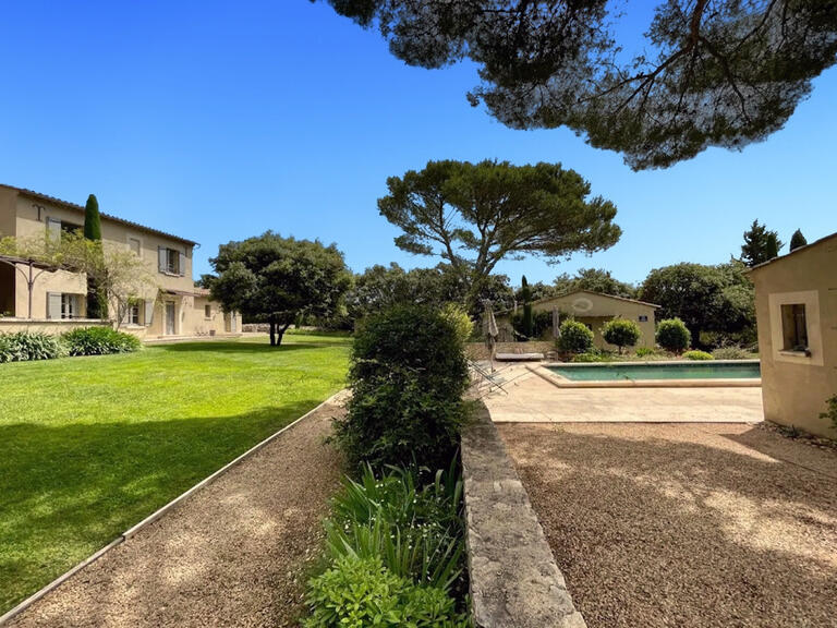 Villa Nîmes - 5 bedrooms - 222m²