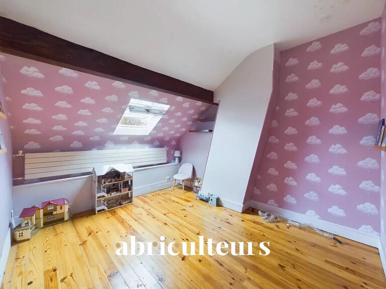 Maison Nogent-sur-Marne - 1 chambre - 192m²