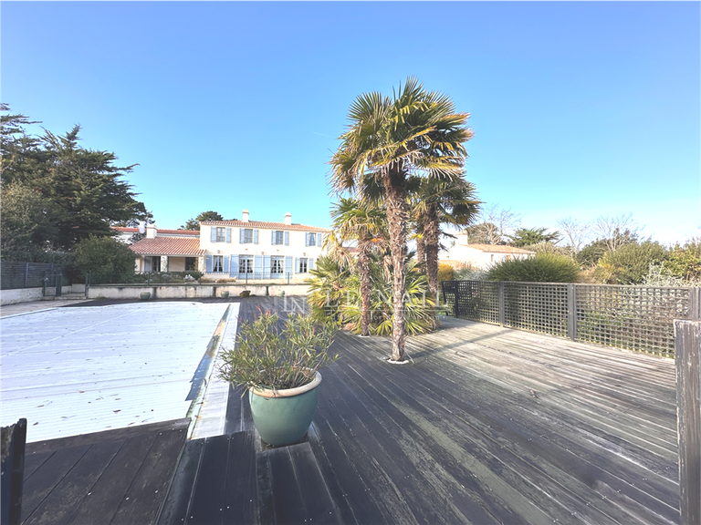 House Noirmoutier-en-l'Île - 7 bedrooms - 447m²