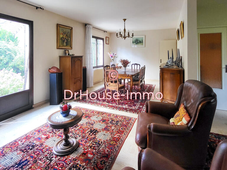 Villa Noisy-le-Roi - 4 bedrooms - 174m²