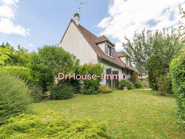 Villa Noisy-le-Roi - 4 bedrooms - 174m²