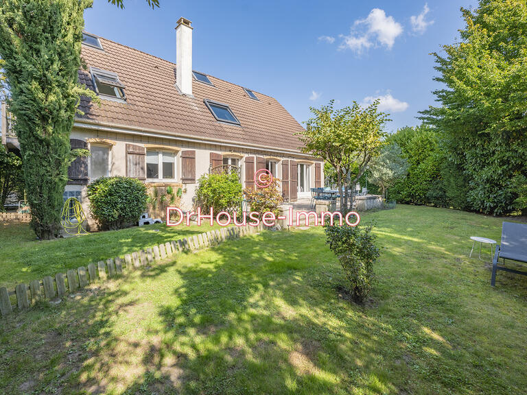 Villa Noisy-le-Roi - 5 bedrooms - 187m²